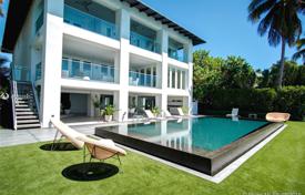 Villa – Key Biscayne, Florida, Amerika Birleşik Devletleri. $7,995,000