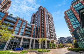 4 odalılar daire North York'da, Kanada. C$823,000