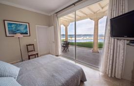 Villa – Saint-Tropez, Cote d'Azur (Fransız Rivierası), Fransa. Price on request