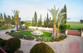 5 odalılar villa 215 m² Larnaka'da, Kıbrıs. 700,000 €