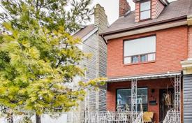 9 odalılar konak Old Toronto'da, Kanada. C$1,862,000