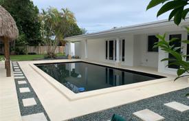 Villa – Pinecrest, Florida, Amerika Birleşik Devletleri. $950,000