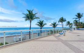 Kondominyum – Hallandale Beach, Florida, Amerika Birleşik Devletleri. $458,000