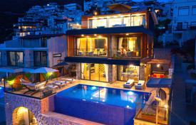 5 odalılar villa 350 m² Kalkan'da, Türkiye. 52,576,000 TRY