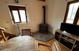 6 odalılar şehir içinde müstakil ev 220 m² Herceg Novi city'da, Karadağ. 368,000 €