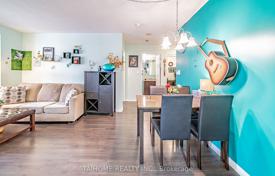 5 odalılar daire North York'da, Kanada. C$860,000