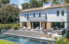 Villa – Antibes, Cote d'Azur (Fransız Rivierası), Fransa. Price on request