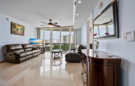 2 odalılar kondominyumda daireler 121 m² Collins Avenue'de, Amerika Birleşik Devletleri. $979,000