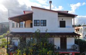 6 odalılar şehir içinde müstakil ev 244 m² Mora'da, Yunanistan. 390,000 €