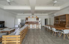 5 odalılar villa 260 m² Kerobokan'da, Endonezya. $347,000