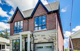 Şehir içinde müstakil ev – East York, Toronto, Ontario,  Kanada. C$2,335,000