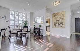 5 odalılar daire North York'da, Kanada. C$1,116,000