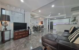 2 odalılar villa 225 m² tambon Kathu'da, Tayland. $357,000