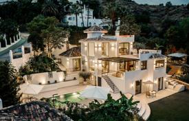 5 odalılar villa 320 m² Marbella'da, İspanya. 3,250,000 €