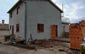 4 odalılar şehir içinde müstakil ev 200 m² Pazin'da, Hırvatistan. 280,000 €