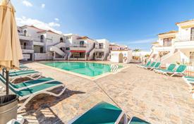 2 odalılar daire 66 m² Los Cristianos'da, İspanya. 300,000 €