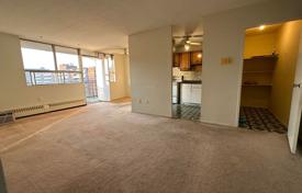 7 odalılar daire Scarborough'da, Kanada. C$693,000