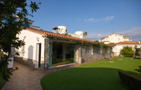 3 odalılar villa 216 m² Lloret de Mar'da, İspanya. 690,000 €