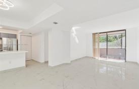2 odalılar kondominyumda daireler 106 m² West End'da, Amerika Birleşik Devletleri. $340,000