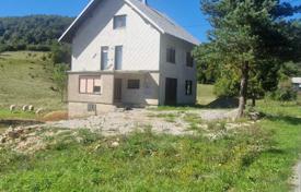 6 odalılar şehir içinde müstakil ev 180 m² Primorje-Gorski Kotar County'da, Hırvatistan. 150,000 €