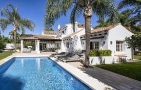 12 odalılar villa 506 m² Nueva Andalucia'da, İspanya. 3,495,000 €
