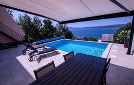 10 odalılar şehir içinde müstakil ev 352 m² Crikvenica'da, Hırvatistan. 860,000 €