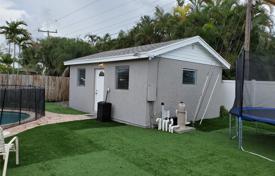 Şehir içinde müstakil ev – Lantana, Florida, Amerika Birleşik Devletleri. $430,000