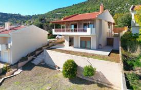3 odalılar villa 200 m² Korinthia'da, Yunanistan. 270,000 €