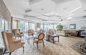 6 odalılar daire Etobicoke'de, Kanada. C$920,000