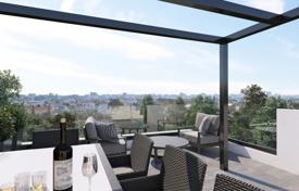 2 odalılar çatı dairesi Larnaka'da, Kıbrıs. 310,000 €