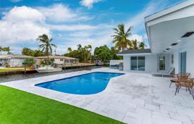 Şehir içinde müstakil ev – Pompano Beach, Florida, Amerika Birleşik Devletleri. $1,150,000