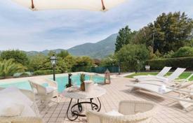 Villa – Camaiore, Toskana, İtalya. 2,400,000 €