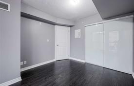 2 odalılar daire Etobicoke'de, Kanada. C$780,000