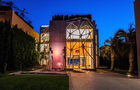 8 odalılar yazlık ev Antibes'te, Fransa. 31,000 € haftalık