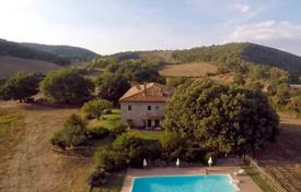 8 odalılar villa 1370 m² Grosseto'da (şehir), İtalya. 3,800,000 €