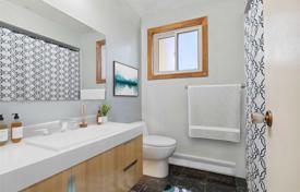 4 odalılar şehir içinde müstakil ev North York'da, Kanada. C$2,339,000