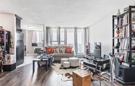 5 odalılar daire Scarborough'da, Kanada. C$796,000