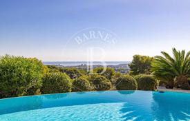 Villa – Vallauris, Cote d'Azur (Fransız Rivierası), Fransa. 2,250,000 €