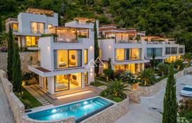 4 odalılar villa 224 m² Đenovići'de, Karadağ. 1,150,000 €