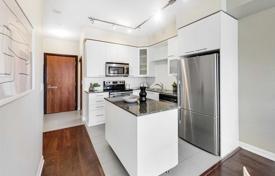 2 odalılar daire Sherbourne Street'da, Kanada. C$937,000