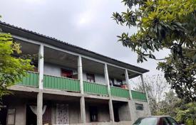 Şehir içinde müstakil ev 270 m² Chakvi'de, Gürcistan. $183,000