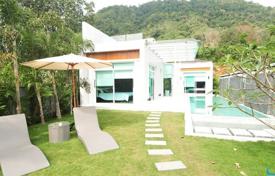 Villa – Kathu, Phuket, Tayland. $217,000