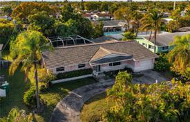 Şehir içinde müstakil ev – Cutler Bay, Miami, Florida,  Amerika Birleşik Devletleri. $625,000