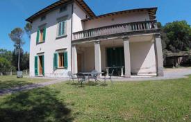 11 odalılar villa 326 m² Floransa'da, İtalya. 900,000 €