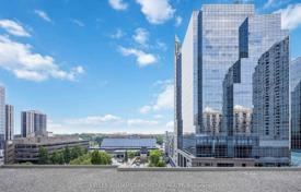 6 odalılar daire North York'da, Kanada. C$850,000