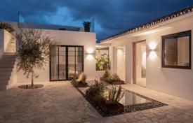 10 odalılar villa 201 m² Nueva Andalucia'da, İspanya. 2,250,000 €