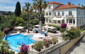 12 odalılar villa Cannes'da, Fransa. 16,500 € haftalık