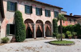 Villa – Lecco, Lombardiya, İtalya. 1,500,000 €