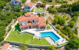 4 odalılar villa 228 m² Herceg Novi (city)'da, Karadağ. 695,000 €