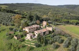33 odalılar köşk 1484 m² San Gimignano'da, İtalya. 2,450,000 €